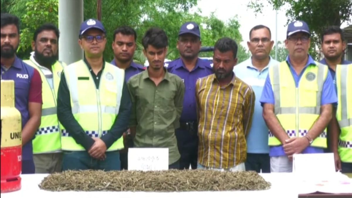 কুড়িগ্রামে গ্যাস সিলিন্ডারে মিললো লাখ টাকার গাঁজা