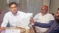 জামালপুরে বিতর্কের মুখে চেয়ারম্যানকে ৪ হাজার ভিজিএফ কার্ড ফেরত দিল বিএনপি নেতারা