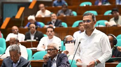 তারেক রহমানের নতুন ধারার রাজনীতি বনাম ভেতরের চাটুকারতন্ত্র