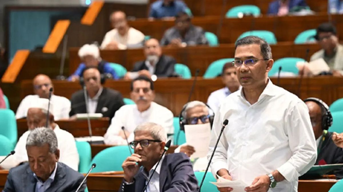 তারেক রহমানের নতুন ধারার রাজনীতি বনাম ভেতরের চাটুকারতন্ত্র