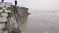 রংপুরে তিস্তা সেতু রক্ষা বাঁধে ভয়াবহ ভাঙন, যোগাযোগ হুমকির মুখে